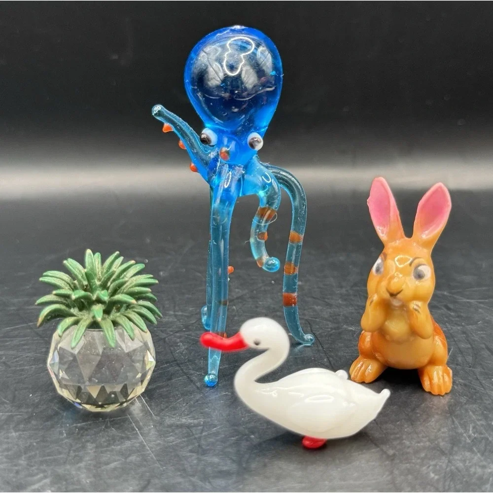 Lot Of 4 Glass Miniature Display Shelf Trinkets Octopus Bunny Swan & Succulent